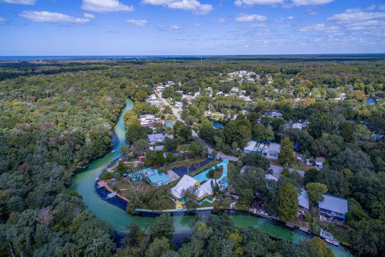 Ferienwohnung Pams Mermaid House With Riverfront Yard And Lanai! Weeki Wachee Exterior foto